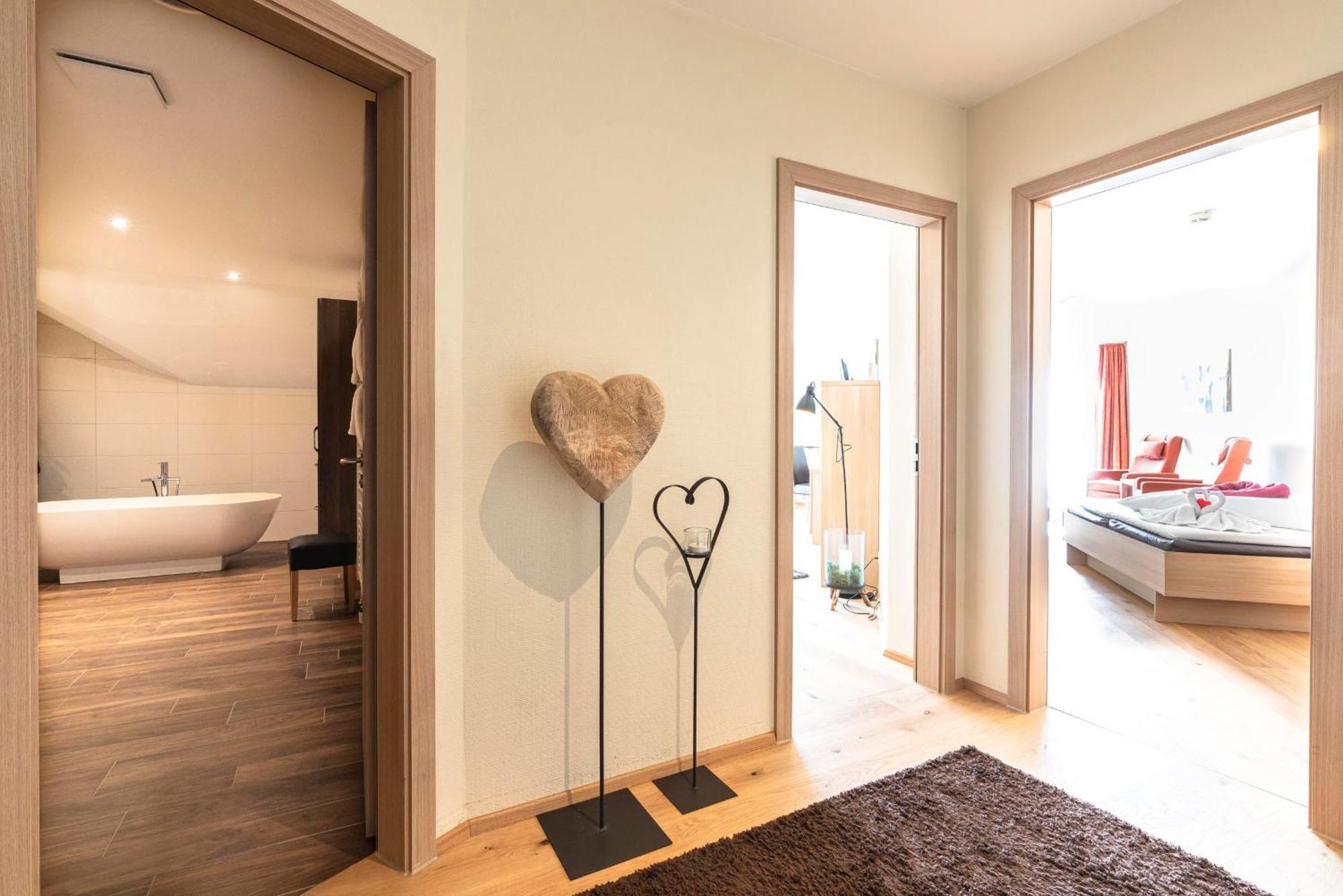 Dirsch Wellness & Hotel 4*