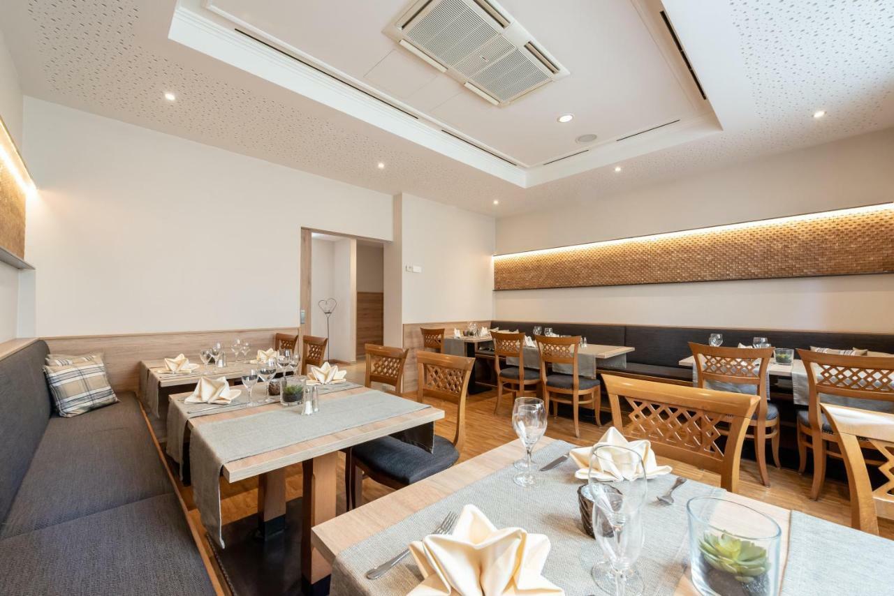 Hotel Dirsch Wellness & 4*